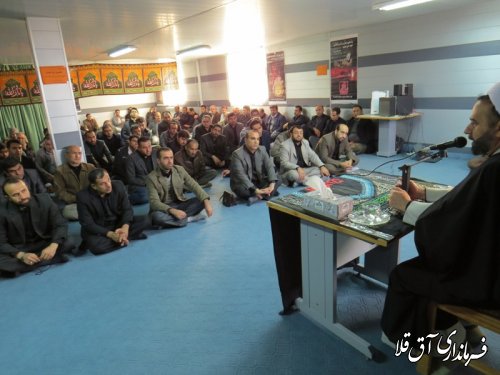 امام حسین (ع) برای دفاع از اسلام قیام کرد