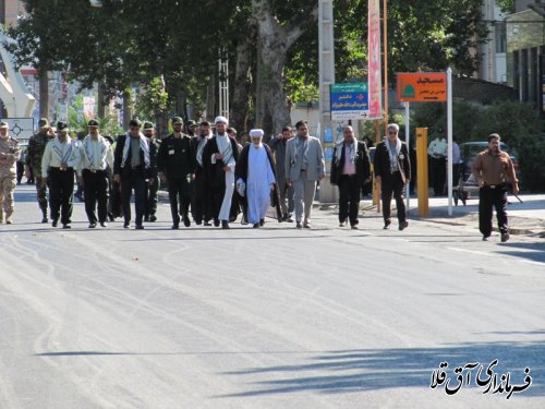 شرکت فرماندار شهرستان آق قلا در مراسم رژه مشترک به مناسبت هفته دفاع مقدس در شهرستان علی آباد