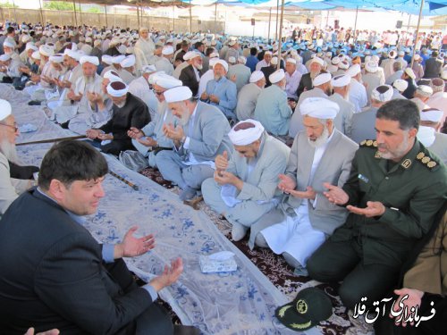 مراسم فارغ التحصیلی طلاب حوزه علمیه"خلفای راشدین"شهر آق قلا برگزار شد