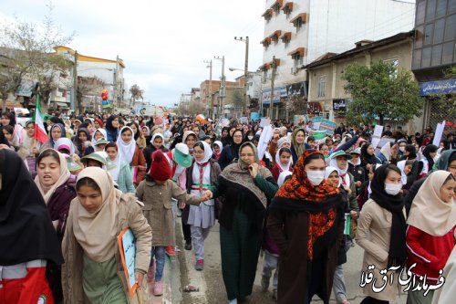 مراسم راهپیمایی یوم الله ۲۲ بهمن‌ در شهر آق قلا برگزار شد