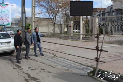 نصب موانع باز دارنده و فیزیکی   جلوی فرمانداری 