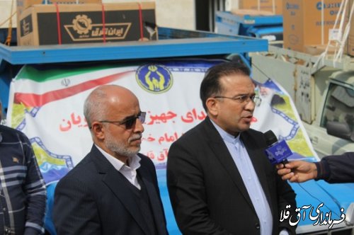 اهداء  64 سری جهیزیه توسط کمیته امداد به نو  عروسان تحت پوشش