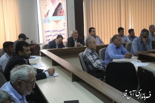 نشست فرماندار و وظیفه شناس با نمایندگان فرماندار  در خصوص انتخابات ریاست جمهور