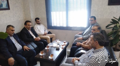 دیدار فرماندار و همراهانش با دادستان محترم شهرستان 