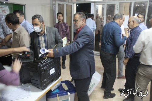 پایان زمان انتخابات و تحویل گرفتن صندوقهای اخذ رای