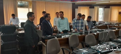 بازدید فرماندار از  فرایند پیکربندی دستگاههای احراز هویت