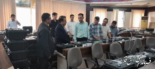 بازدید فرماندار از  فرایند پیکربندی دستگاههای احراز هویت