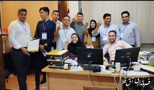 ورور صندوقهای شعب اخذ رای  پس از اتمام وقت  دور دوم انتخابات .